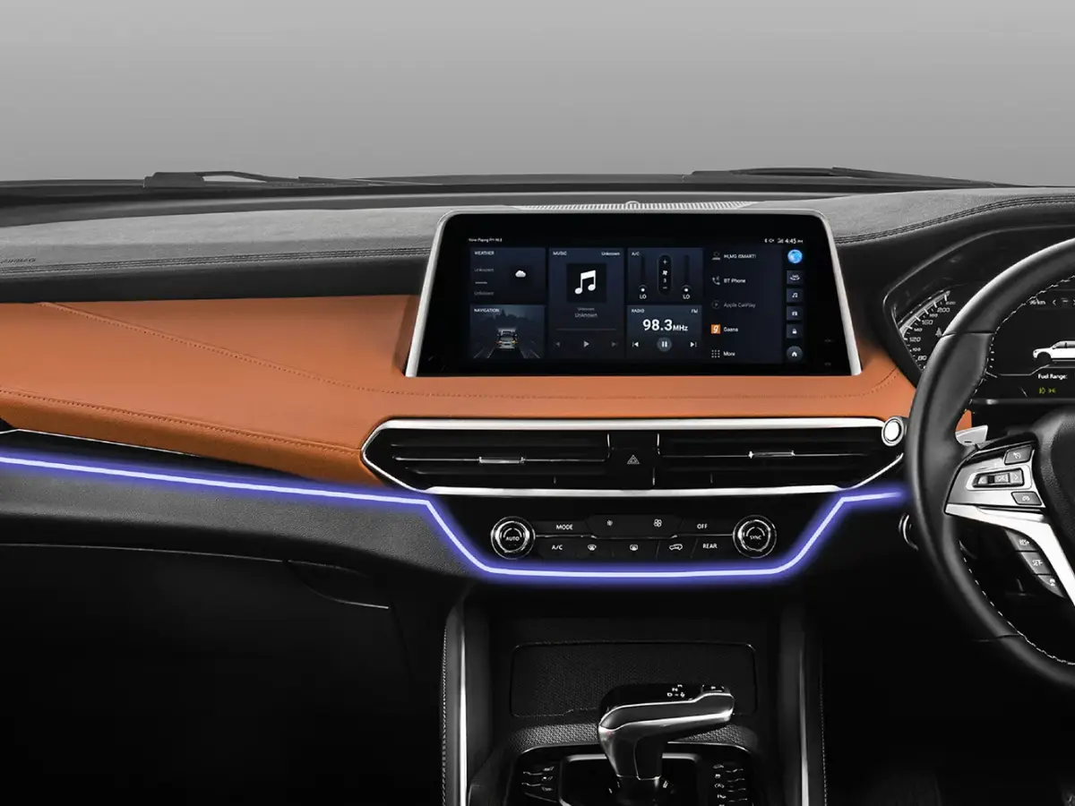 MG Gloster Top Feature